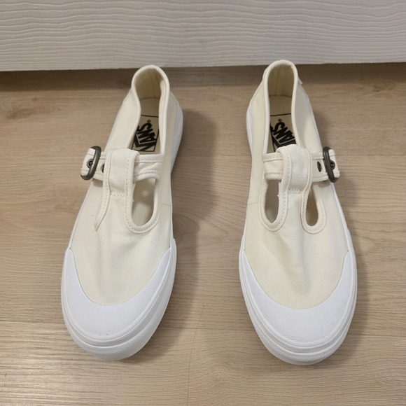 Vans Cream White Canvas Classic Mary Jane T-Strap Style 93 Sneakers Size 9.5 - Picture 5 of 9